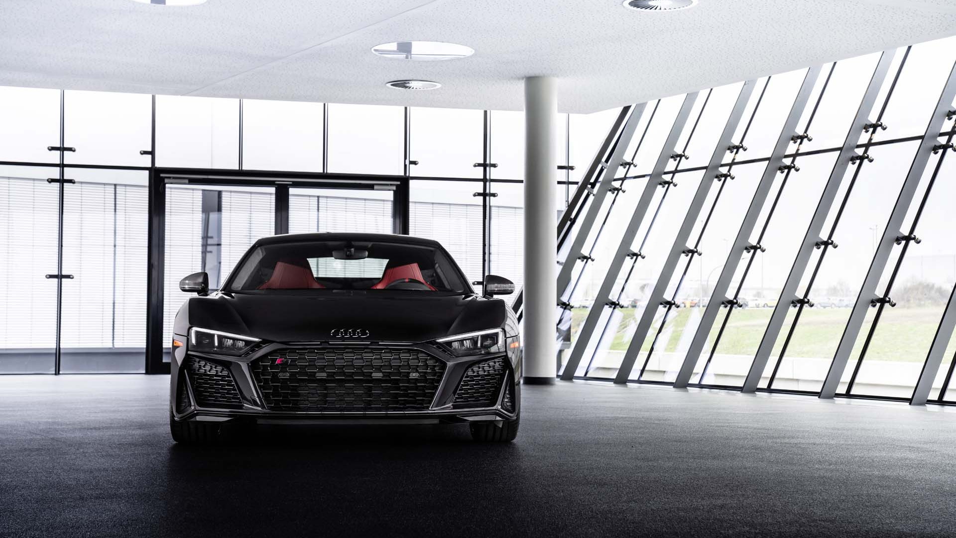 2021 Audi R8 V10 RWD Panther edition