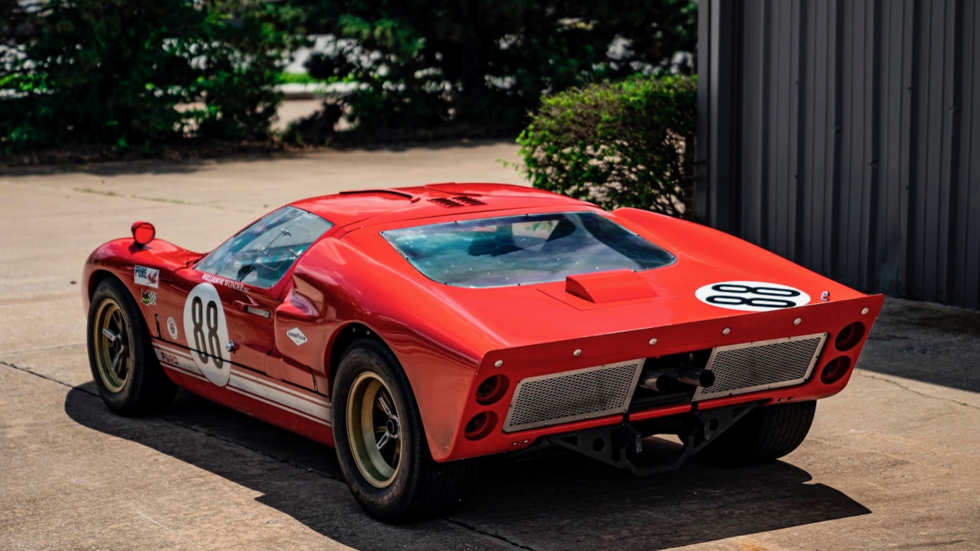 1966 Race Car Replicas Ford GT40 used in "Ford v. Ferrari" (photo via Mecum Auctions)