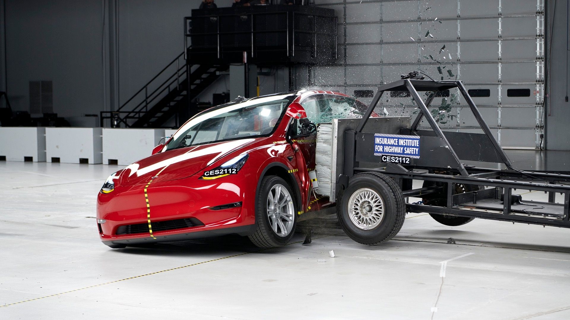 2021 Tesla Model Y IIHS crash-testing
