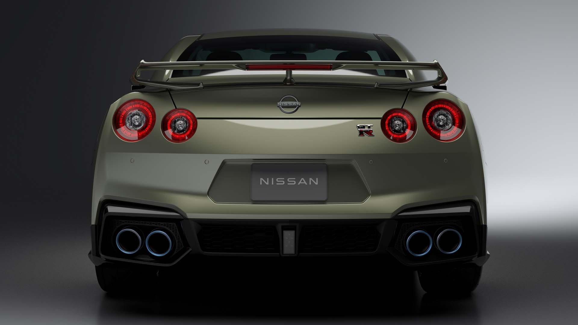 2024 Nissan GT-R T-spec
