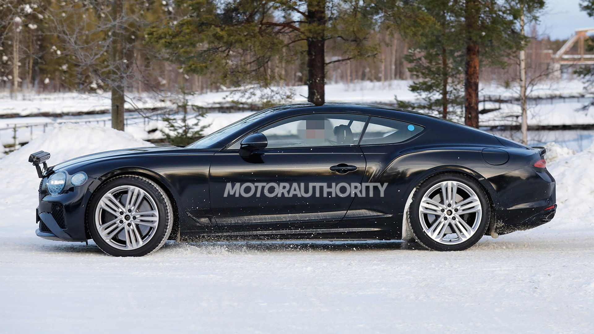 2025 Bentley Continental GT facelift spy shots - Photo credit: Baldauf