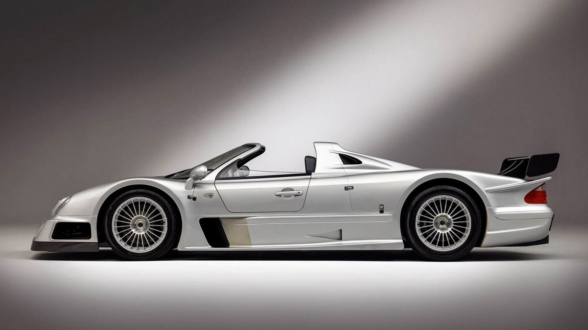 Mercedes CLK GTR Roadster, 1 of 6 cars, sells for over $10M
