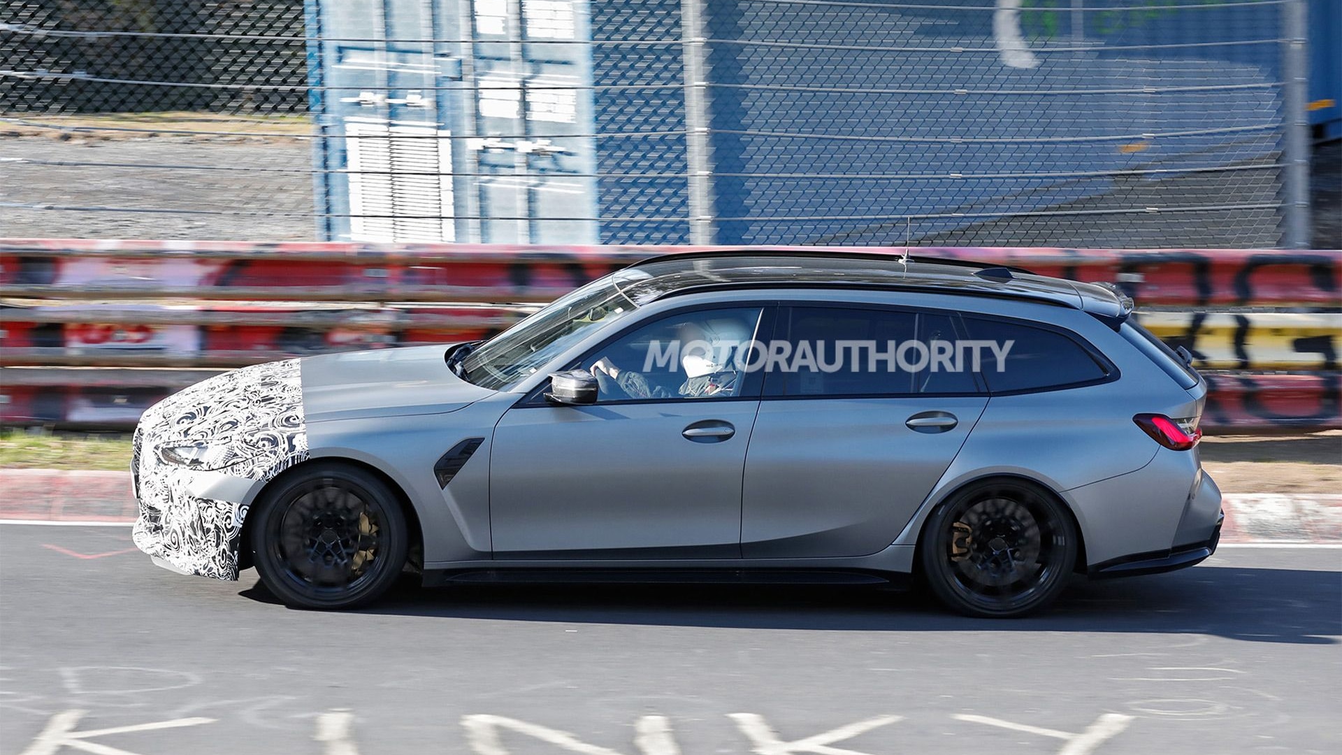 2025 BMW M3 Touring facelift spy shots - Photo credit: Baldauf