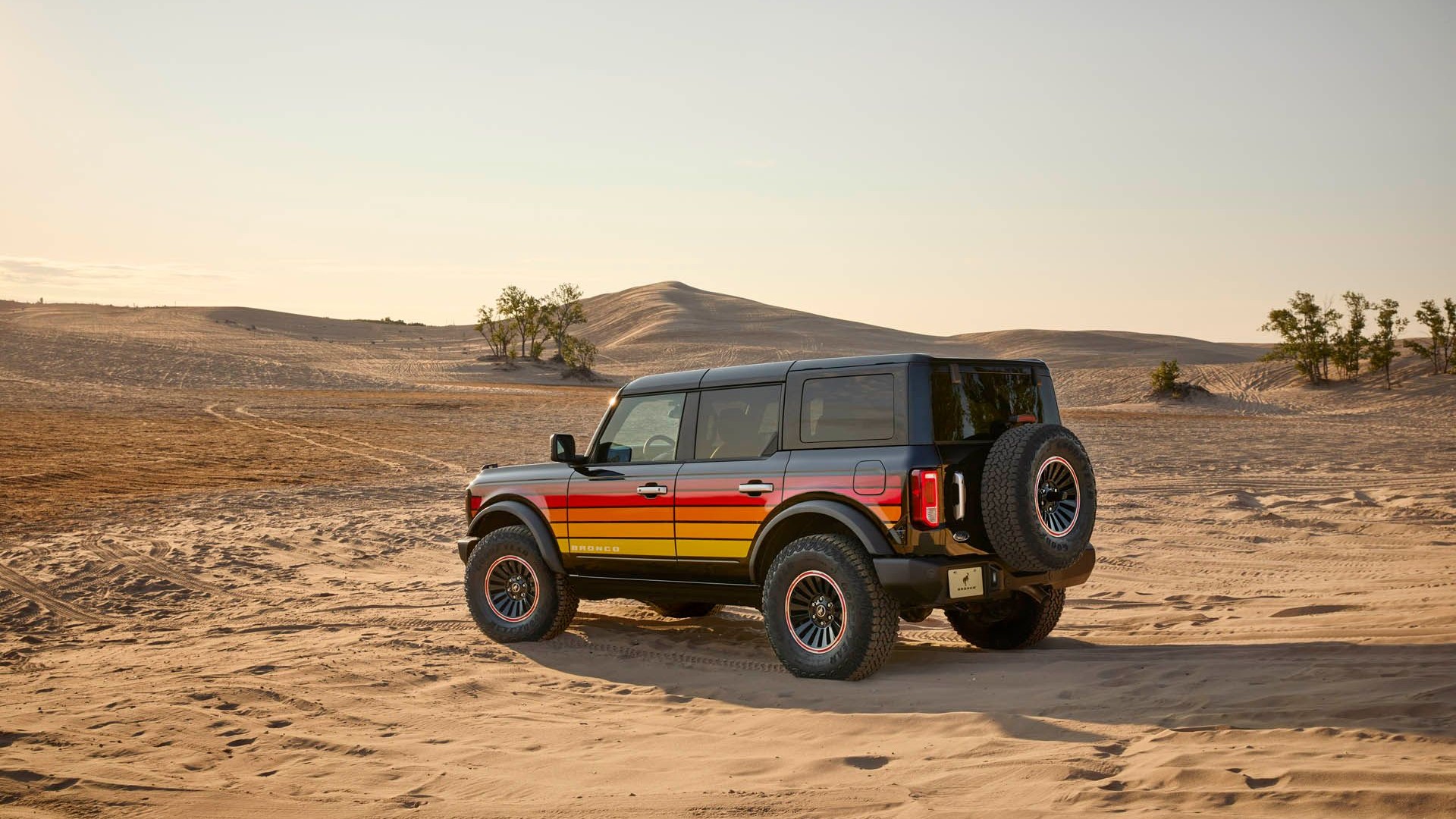 2025 Ford Bronco with Free Wheeling appearance package