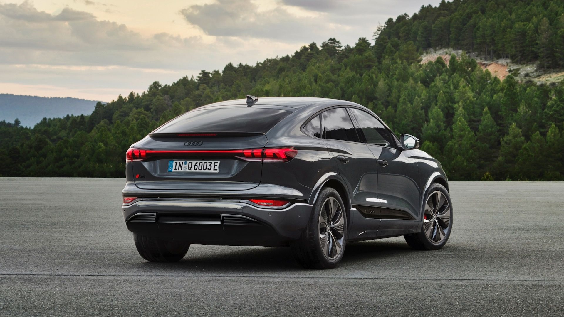 2025 Audi Sportback Q6 E-Tron (European-spec)