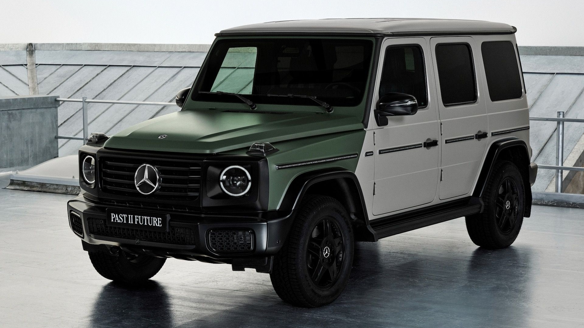 Mercedes-Benz G-Class Past II Future