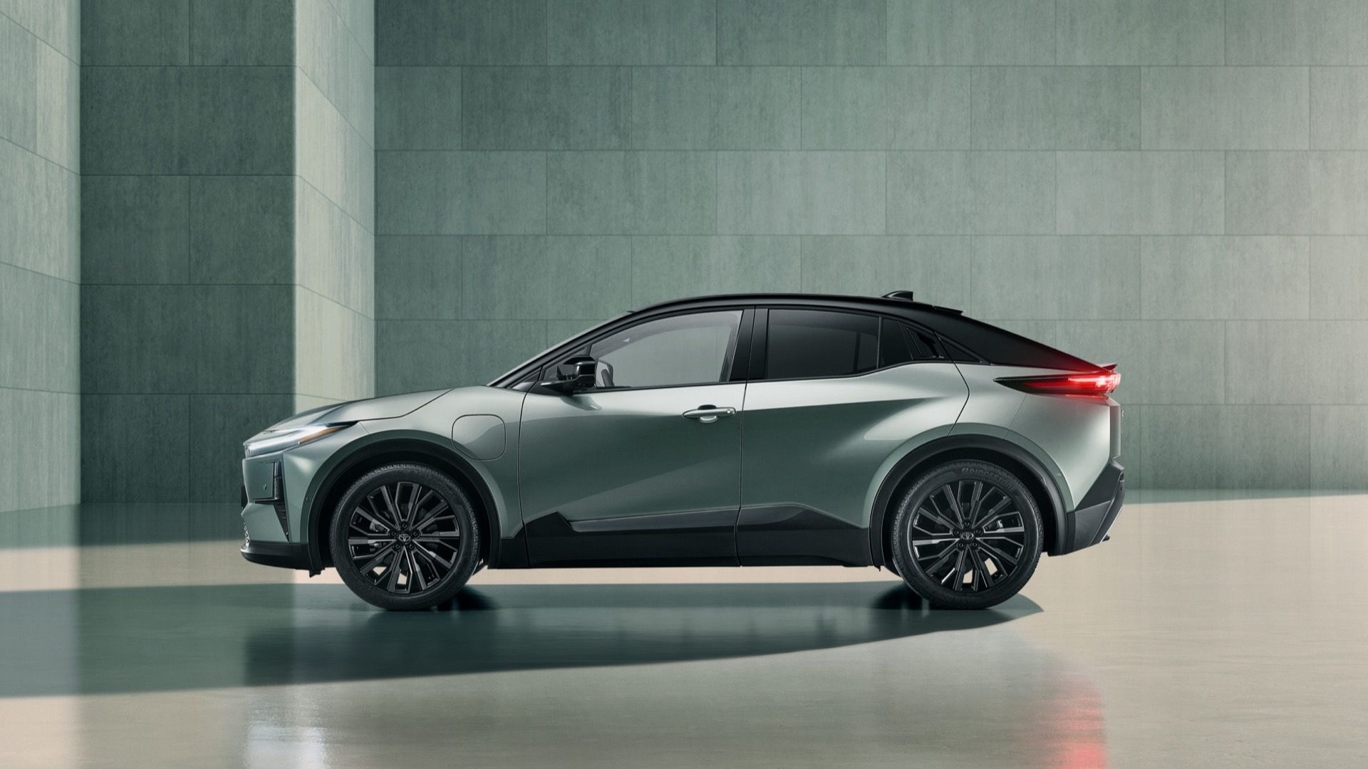 2025 Toyota C-HR+