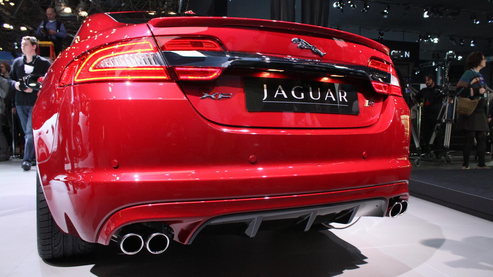 2012 Jaguar XFR live photos