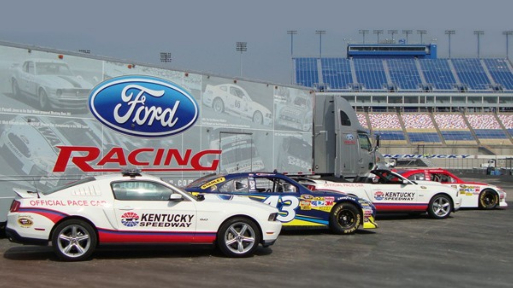 Kentucky Speedway 2012 Ford Mustang Pace Car