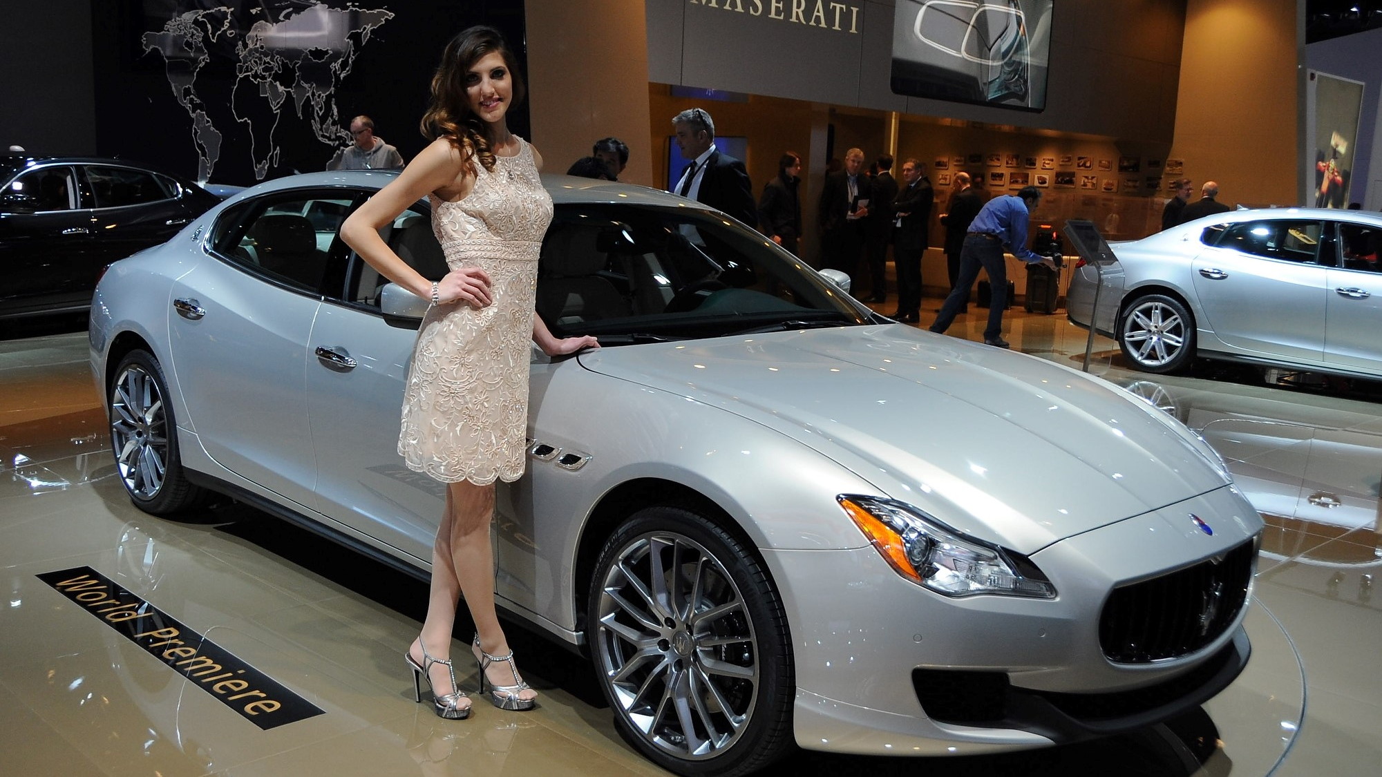 2014 Maserati Quattroporte live photos, 2013 Detroit Auto Show