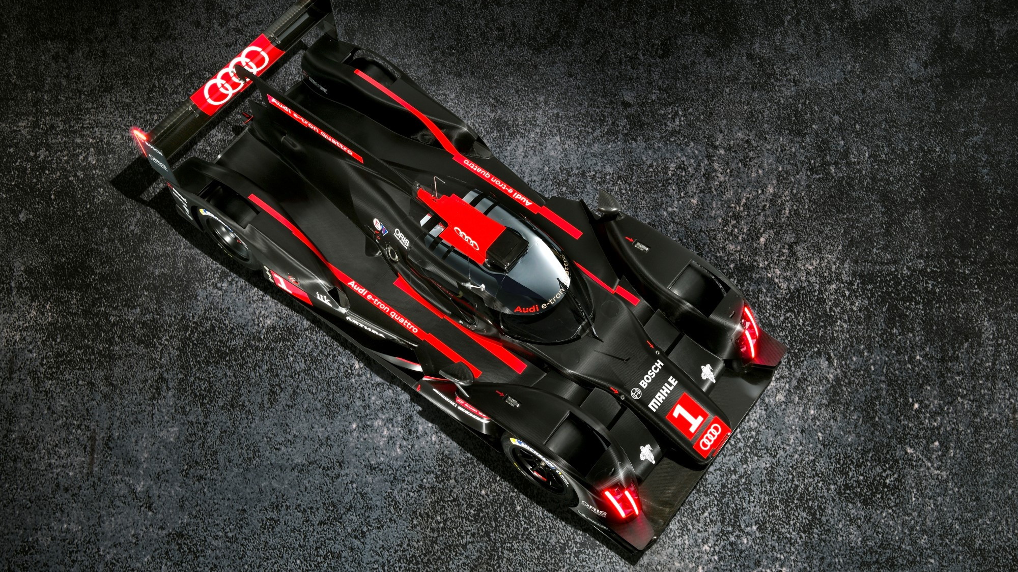 2014 Audi R18 e-tron quattro Le Mans Prototype race car