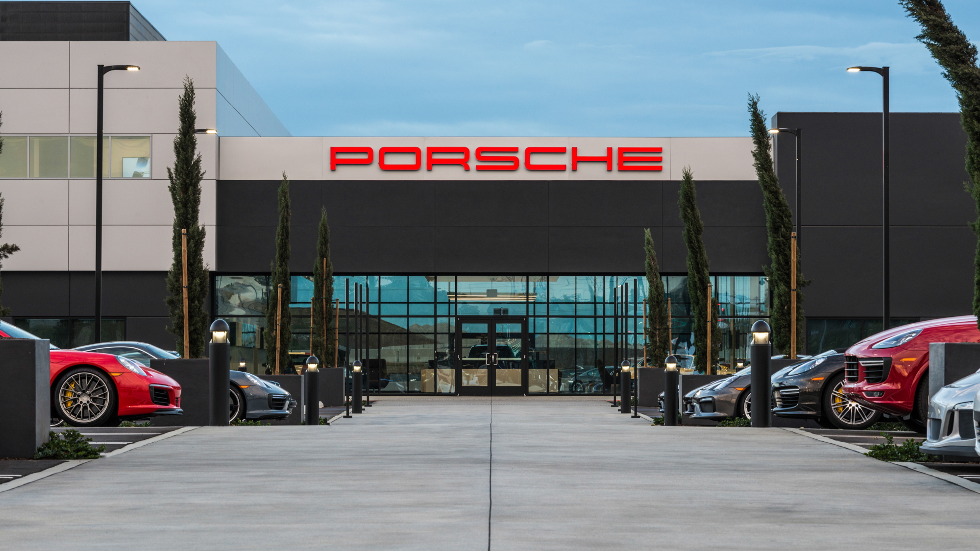 Porsche Experience Center and Motorsports Headquarters open in Los Angeles