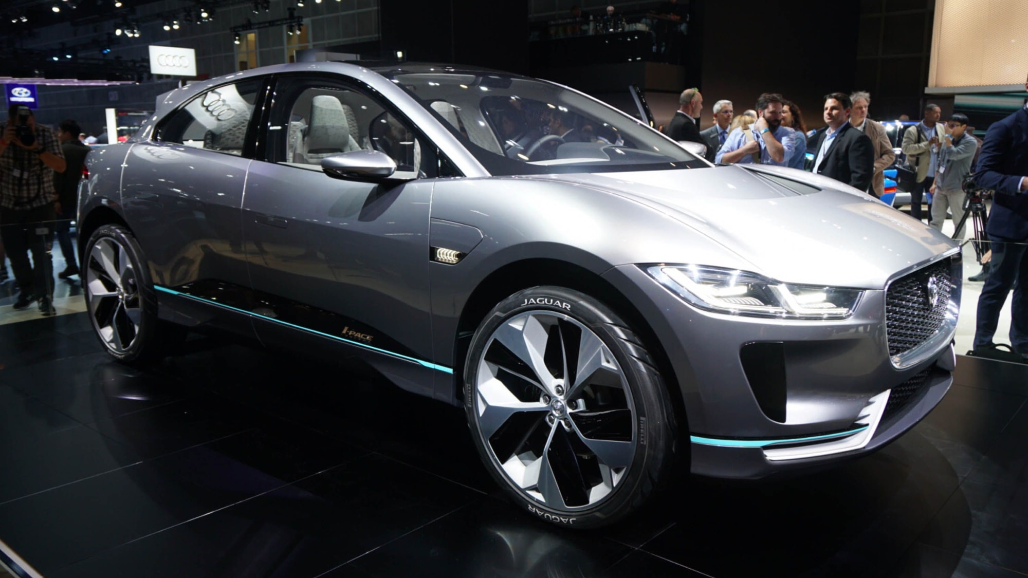 Jaguar I-Pace concept, 2016 Los Angeles Auto Show