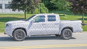 2022 Nissan Frontier spy shots: Long overdue redesign coming soon