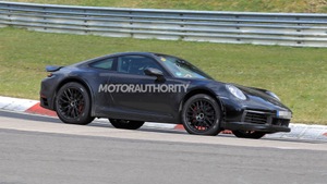 A modern Safari? Porsche tests high-riding 911