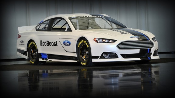 2013 Ford Fusion NASCAR Sprint Cup race car leaked images