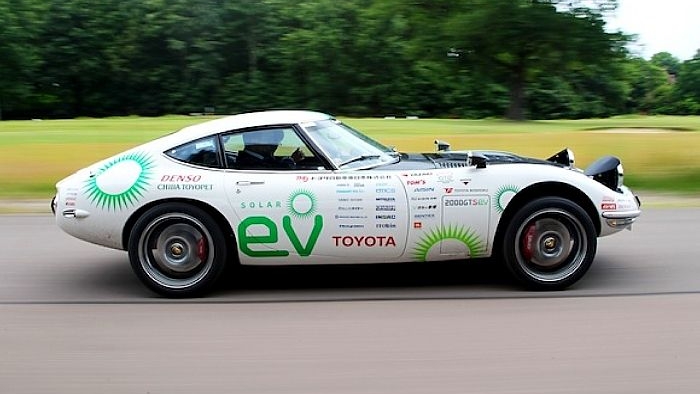 Toyota 2000GT EV [Image: blog.toyota.co.uk]