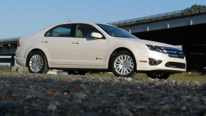 2010 Ford Fusion Hybrid - Green Car Photos, News, Reviews, And Insights ...