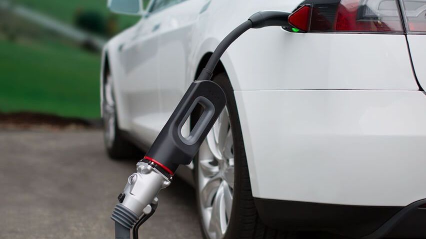 Tesla opens access to CHAdeMO chargers for Model 3 drivers