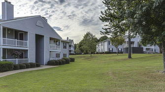 Laurelwood Apartments - Laurel, MS