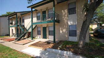 Park North Condominiums - San Marcos, TX