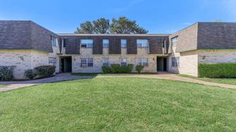 Elizabeth Garden Apartments - Roanoke, TX