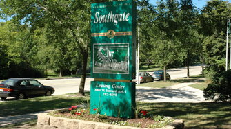 Southgate Apartments - Milwaukee, WI