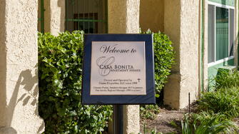 Casa Bonita Apartments - Panorama City, CA