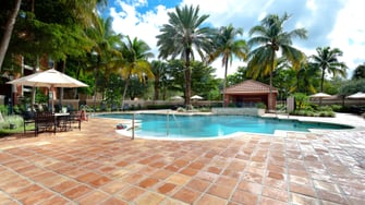 Crescent House Apartments - Miami Lakes, FL