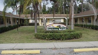 Riverhouse Apartments - Crystal River, FL