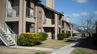 Briarbend Apartments - New Braunfels, TX