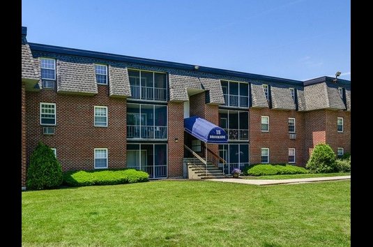 Tatnuck Arms Apartments 15 Reviews Worcester Ma For Image Of Tatnuck Arms Apartments In Worcester Ma