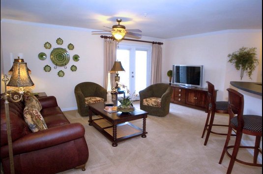 Brenneman Farm Apartments - 71 Reviews | Virginia Beach, VA Apartments