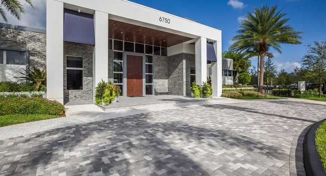 Allure by Windsor 25 Reviews Boca Raton, FL Apartments