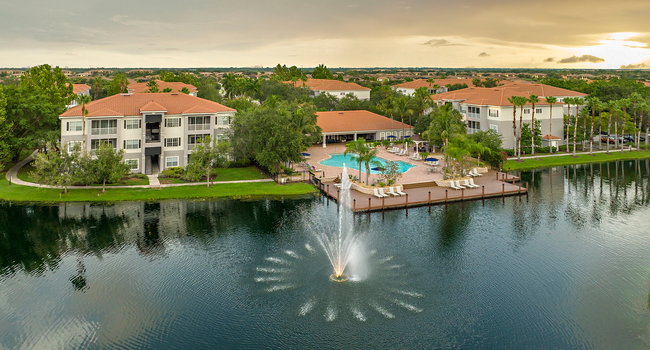 yacht club apartments bradenton fl