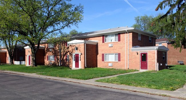 colonial village apartments 19 reviews columbus oh apartments for rent apartmentratings c