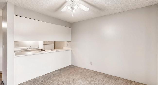 Coronado Apartments - 146 Reviews | Boulder, CO Apartments for Rent
