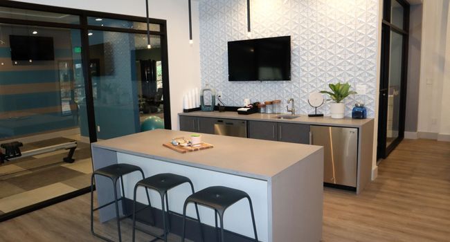 The Atlantic Loring Heights 246 Reviews Atlanta Ga Apartments For Rent Apartmentratings C