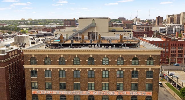 Old Market Loft Apartments - 63 Reviews | Omaha, NE Apartments for Rent