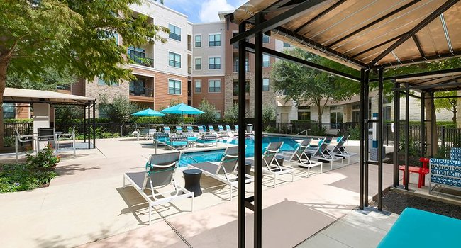 Mosaic at Mueller Luxury Apartments - 73 Reviews | Austin, TX