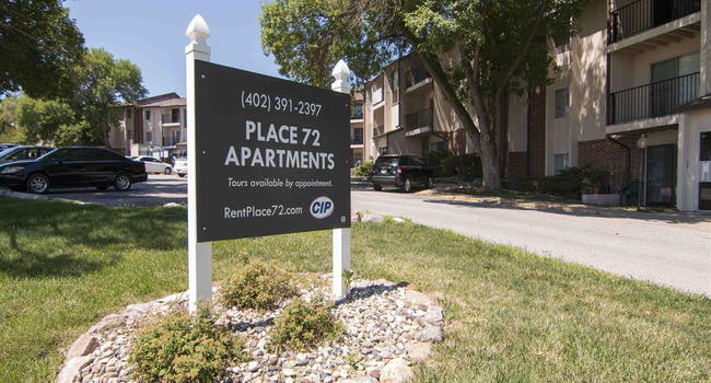 Place 72 Apartments - Omaha NE