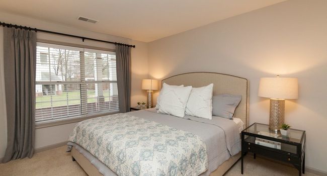 Seven Oaks Apartment Homes - 100 Reviews | Odenton, MD ...