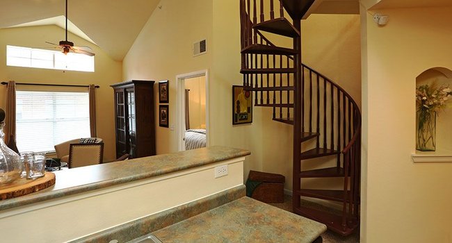 1001 Ross 110 Reviews Dallas Tx Apartments For Rent Image Of 1001 Ross In Dallas Tx
