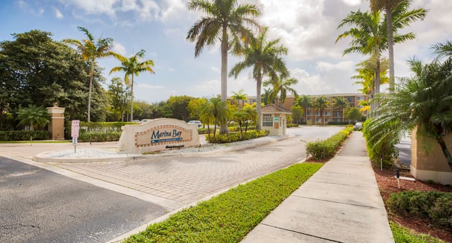 Marina Bay - 48 Reviews | Lantana, FL Apartments for Rent ...