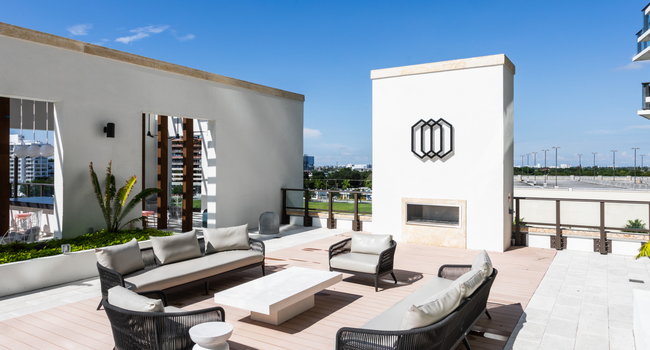 Live in Midtown Miami near Shops, Restaurants, Brunch and More : Gio Midtown