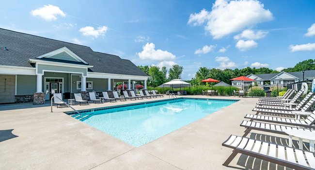 The Standard at White House Apartments - 48 Reviews | White House, TN