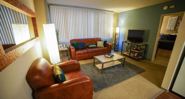 University Gateway Apartments 68 Reviews Los Angeles Ca Apartments For Rent Apartmentratings C