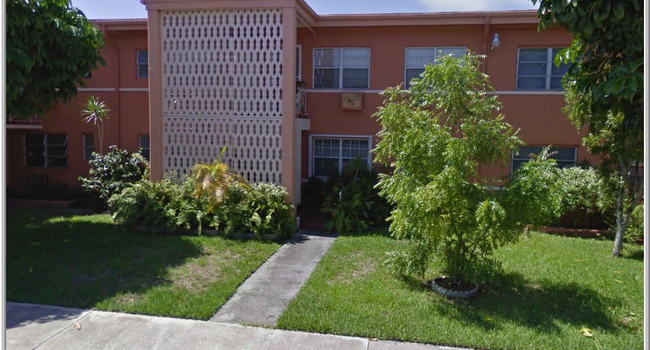 Coral Gardens Condominiums - 3 Reviews Miami Fl Apartments For Rent Apartmentratings