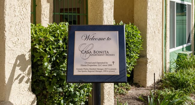 Casa Bonita Apartments - Panorama City CA