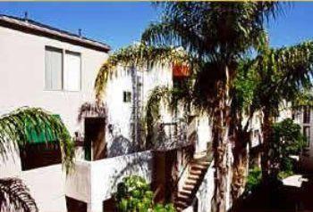 Avalon Woodland Hills 167 Reviews Ca Apartments Image Of Avalon Woodland Hills In Ca